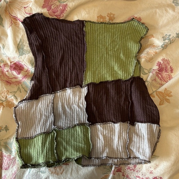 Cropped patchwork top - Picture 2 of 2
